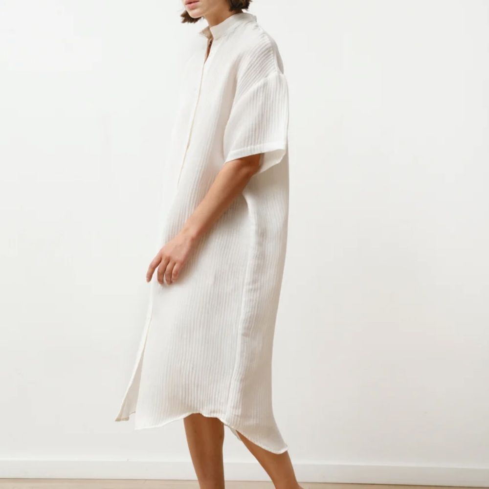 PRIORY Tenn Dress in Light Grey Linen Size S/M​​​​